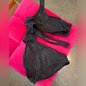 SKIMS Cut-out One Piece Swimsuit